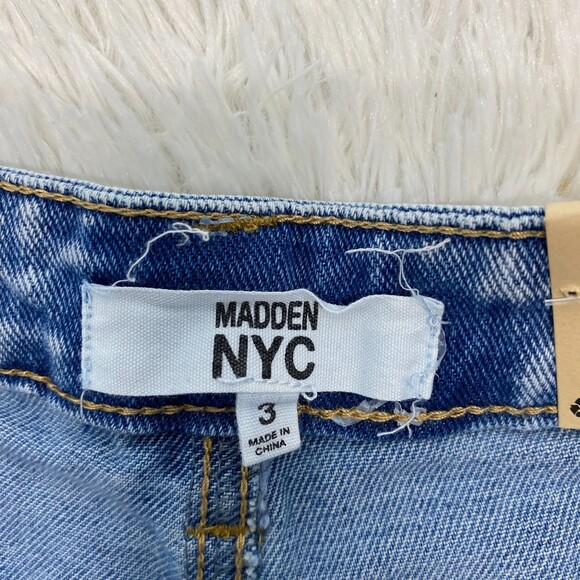 NWT Madden NYC Juniors Women's Size 3 Button Fly Blue Denim Skort Shorts - Picture 3 of 8